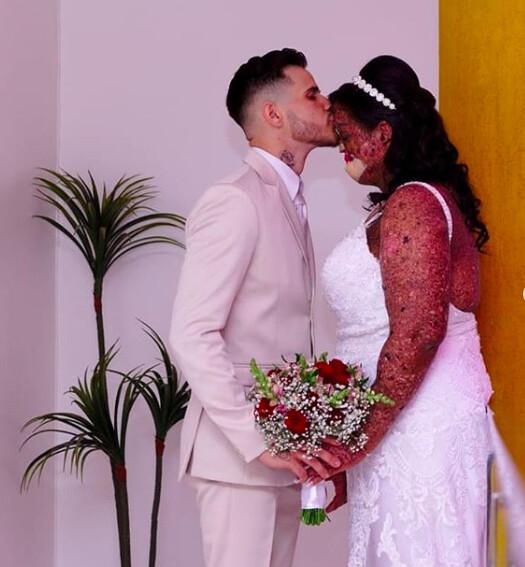 Karine and Edmilson tied the knot on July 27, 2019. (Photo courtesy of <a href="https://www.instagram.com/kah05oficial/">Karine de Souza</a>)