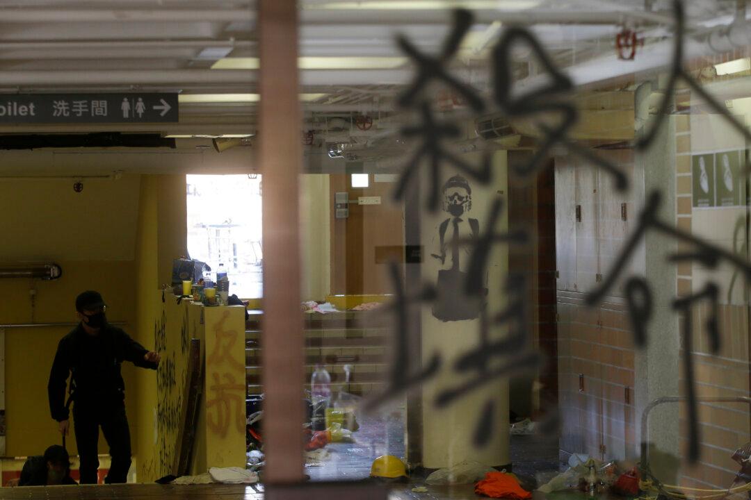 Hong Kong Court Reinstates Mask Ban Ahead of Elections