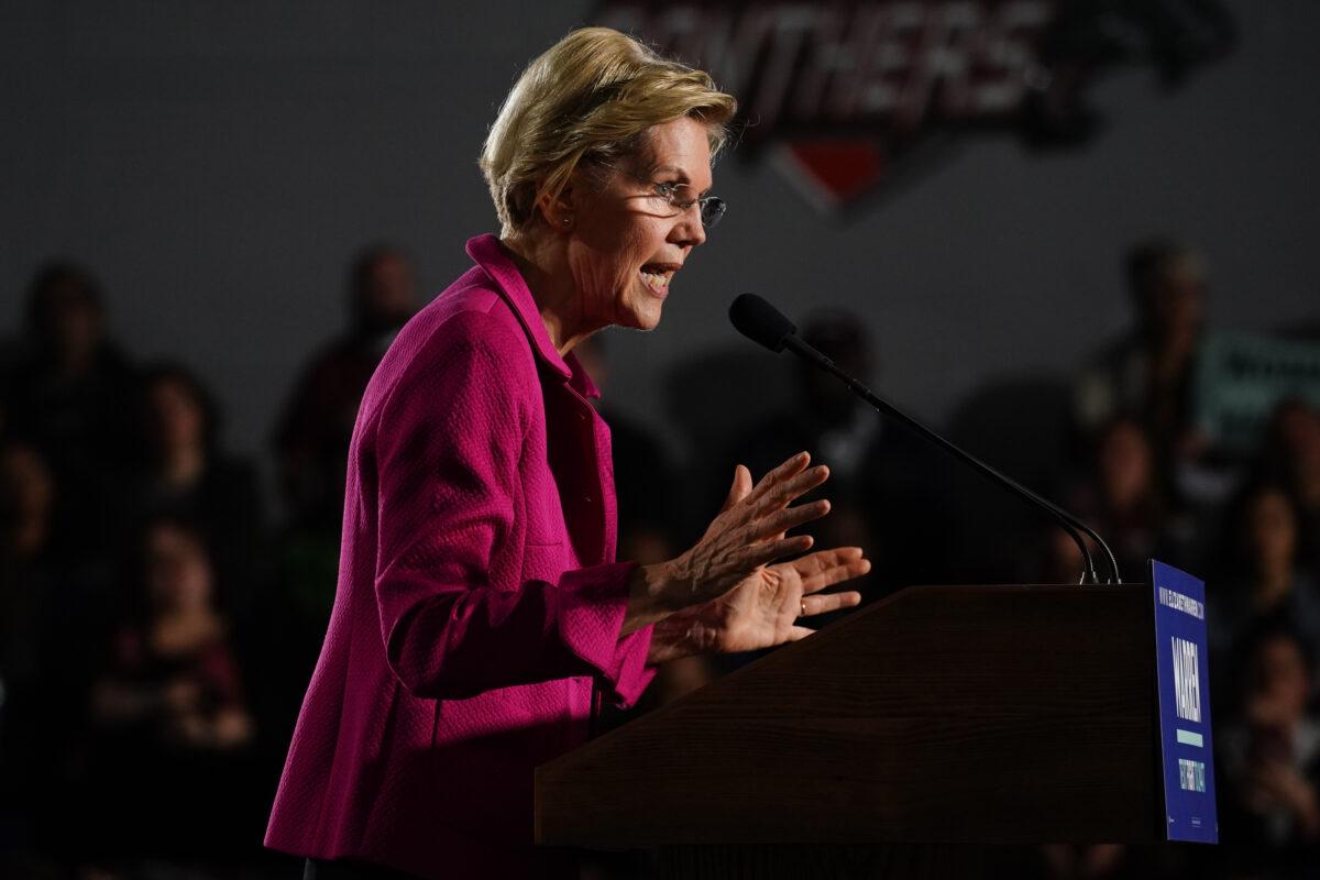 Democratic presidential candidate Sen. Elizabeth Warren (D-Mass.) speaks at a campaign event at Clark Atlanta University in Atlanta on Nov. 21, 2019. (Elijah Nouvelage/Getty Images)