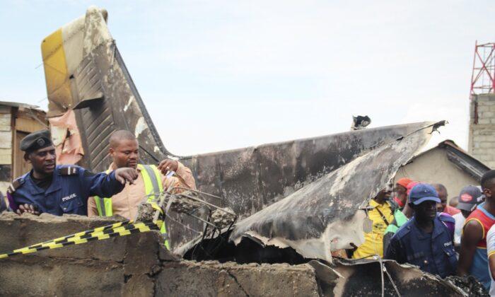 26 Killed as Small Plane Crashes Into Homes in Congo