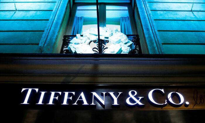 LVMH Aims to Restore Tiffany’s Sparkle With $16.2 Billion Takeover