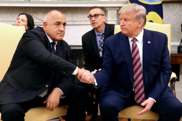President Donald Trump and Bulgarian Prime Minister Boyko Borissov (L) shake hands in the Oval Office at the White House on Nov. 25, 2019. (Chip Somodevilla/Getty Images)