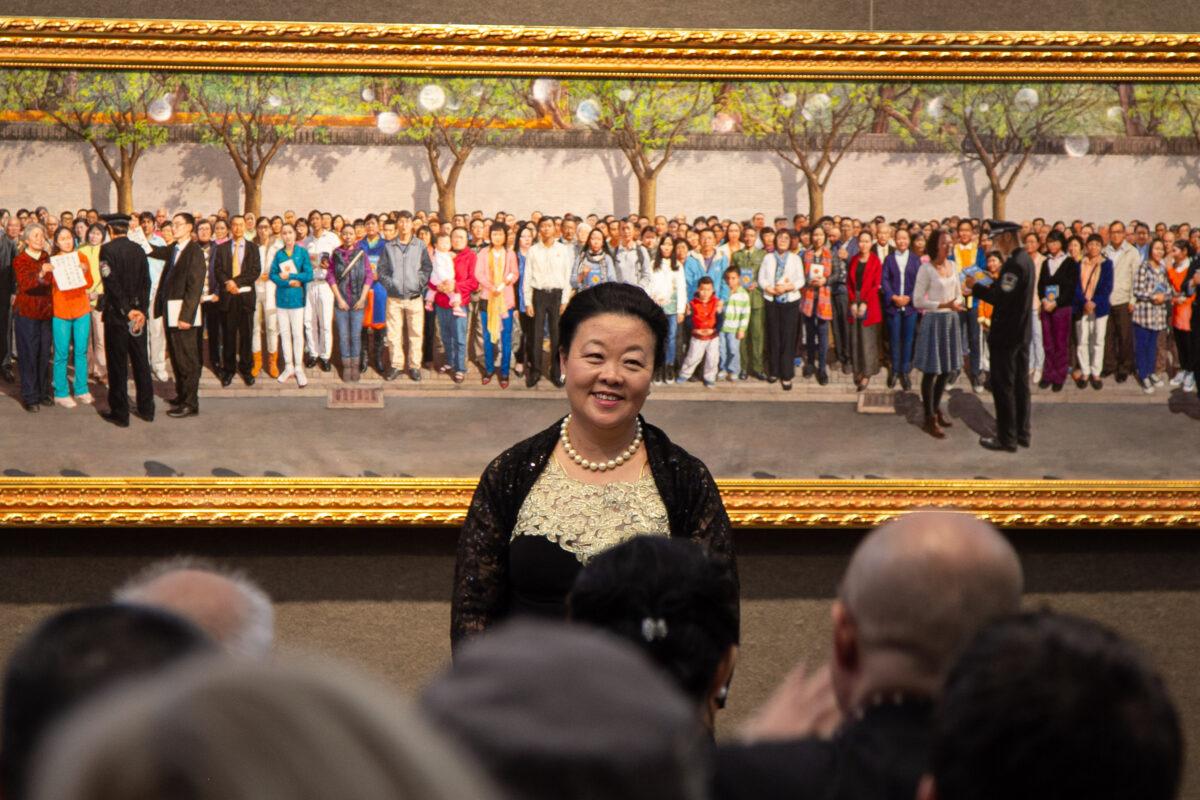 Haiyan Kong won the Gold Award at the 5th NTD International Figure Painting Competition with her work "April 25th, 1999" at the Salmagundi Club in New York on Nov. 26, 2019. (Chung I Ho/The Epoch Times)
