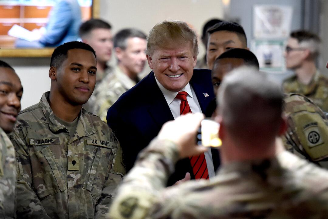 Trump Makes Surprise Visit to American Troops in Afghanistan on Thanksgiving
