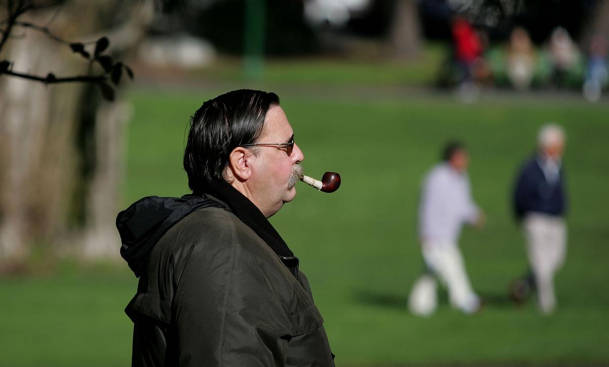 Activist, Experts Question the Efficacy of State Smoking Ban