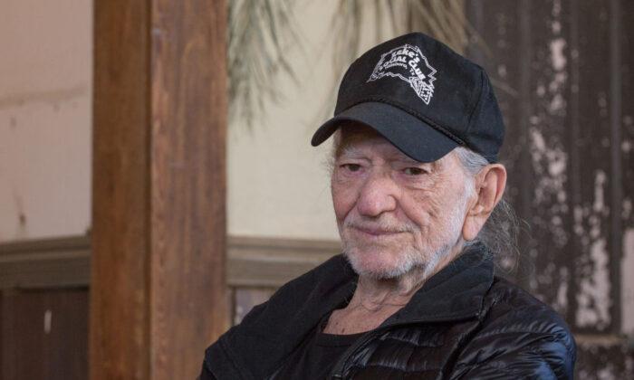 Willie Nelson Releases Cover of ‘The Border,’ Folk Song Sympathetic to Border Patrol Agents