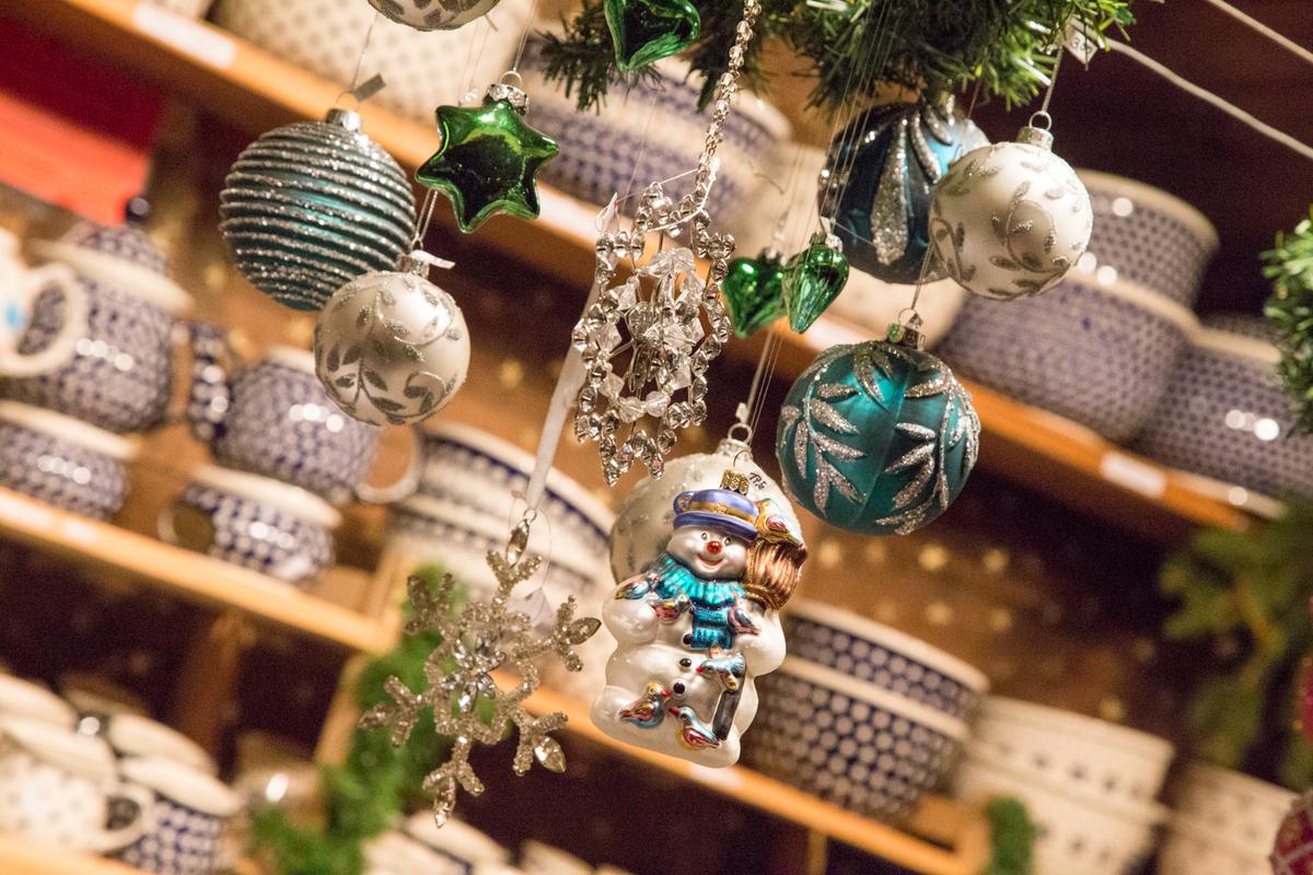 Christmas ornaments in Regensburg. (Janna Graber)