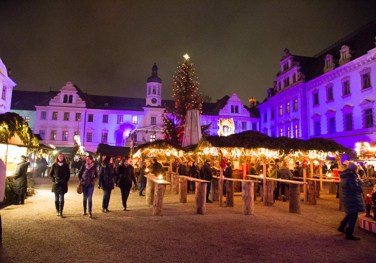 The Romantic Christmas Market at the Thurn and Taxis Palace. (Janna Graber)