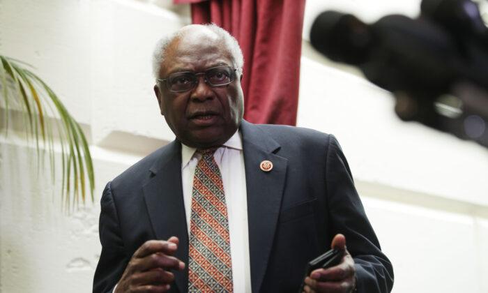 James Clyburn: ‘Would Be a Waste of Our Time’ to Pursue Impeachment