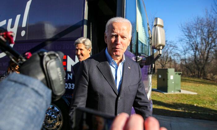 Biden Says He ‘Probably’ Shouldn’t Have Challenged Iowa Voter to Pushup Contest
