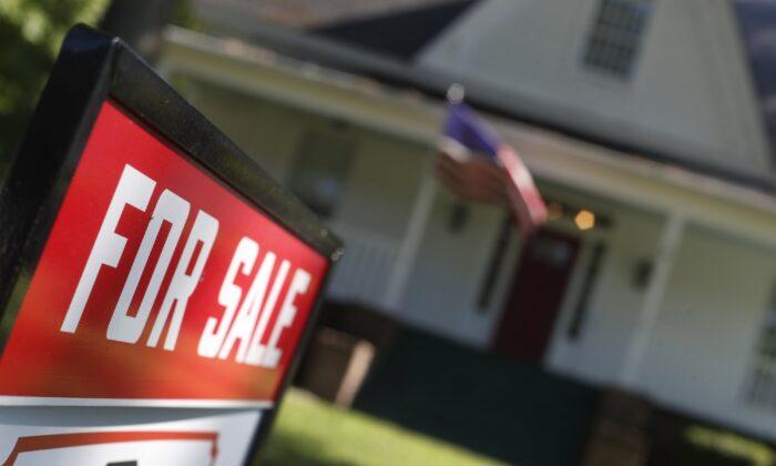 US Long-Term Mortgage Rates Rise; 30-Year Loan at 3.73%