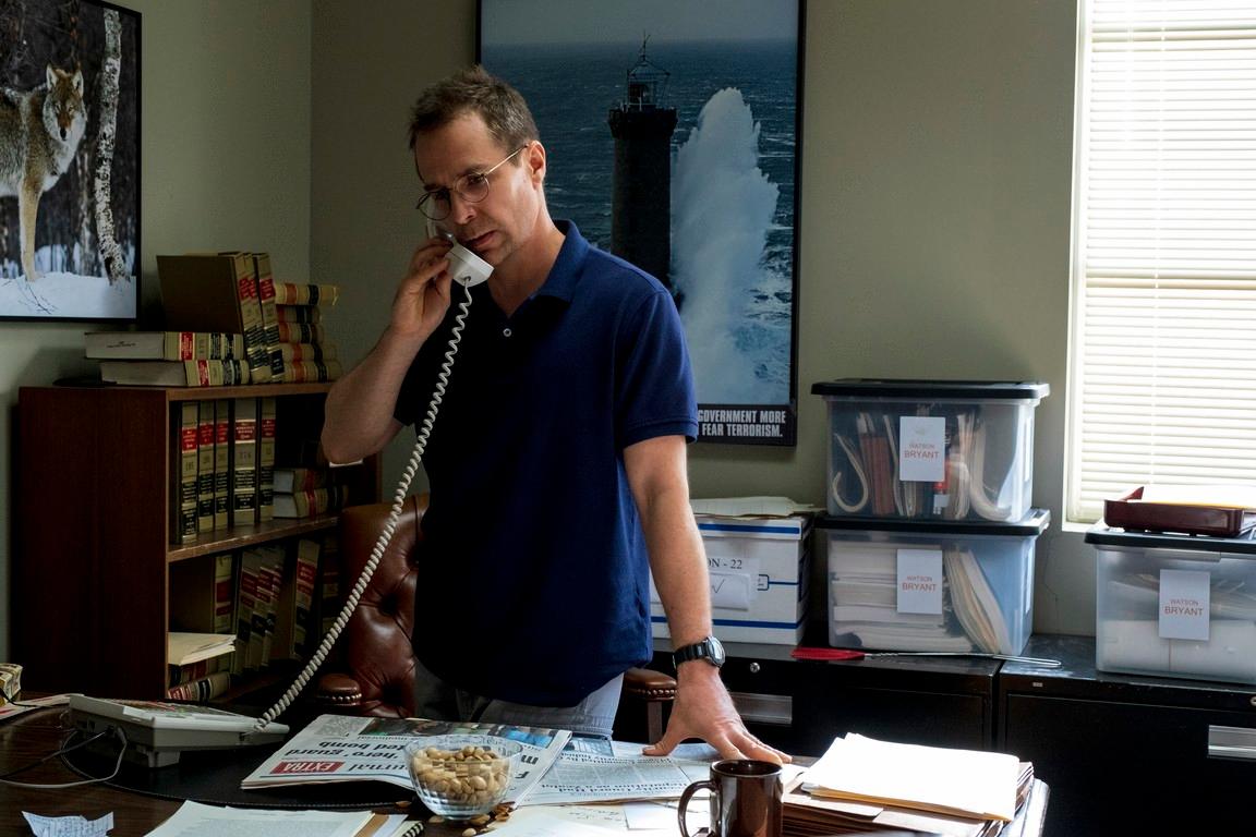 Watson Bryant (Sam Rockwell) is Richard Jewell's lawyer in "Richard Jewell." (Warner Bros. Pictures)