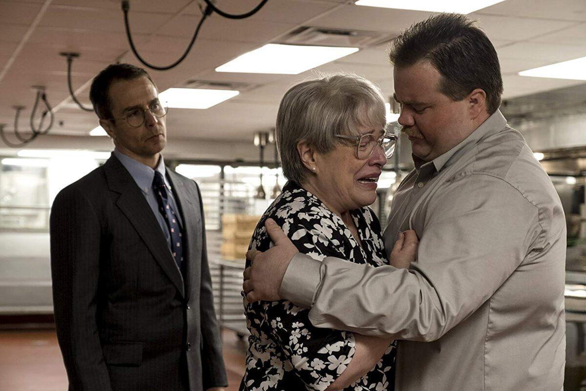 (L–R) Sam Rockwell, Kathy Bates, and Paul Walter Hauser star in a story of FBI and media targeting of an innocent man in "Richard Jewell." (Claire Folger/Warner Bros. Pictures)
