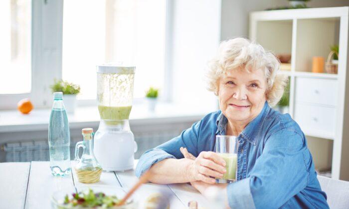 Older People Need to Stay Hydrated—Here’s How