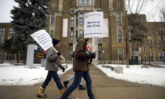 Ontario Teachers Hold Third One-Day Strike as Talks Stall