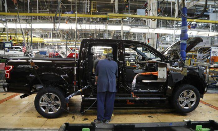 Ford to Add 3,000 Jobs in the Detroit Area, Invest $1.45 Billion