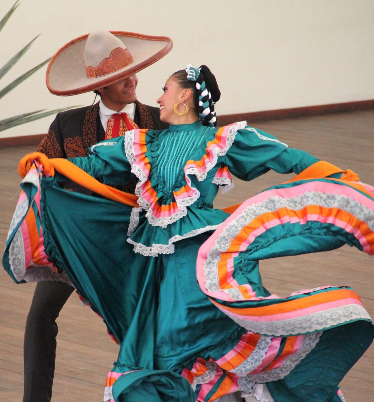 Partners dance to mariachi, a type of traditional Mexican folk music. (Courtesy of Guadalajara Tourism Board)