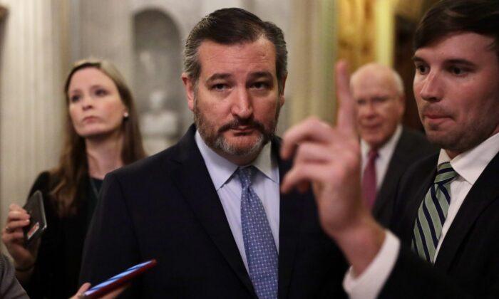 ‘Democrats Are in a Total Panic,’ Cruz Claims After Pelosi Delays Sending Impeachment Articles