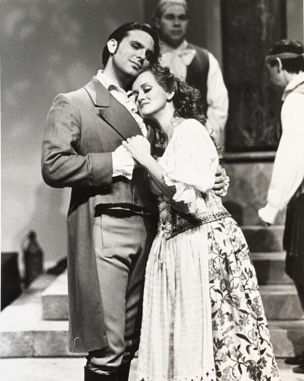 A scene from The Toronto Operetta Theatre's 1999 production of "The Gypsy Baron." (Courtesy TOT)