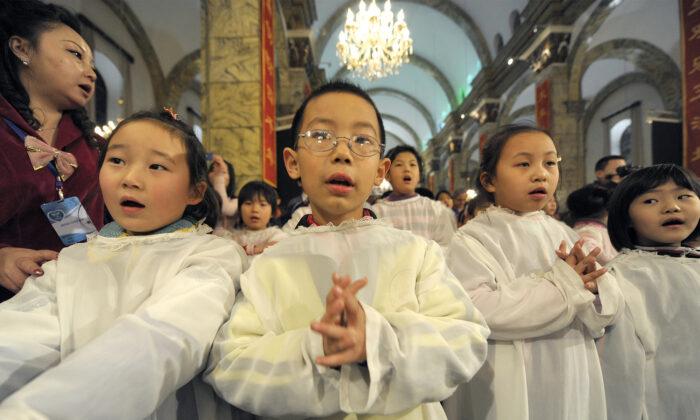 9 Ways China Is Curbing the Rise of Christians and Catholics