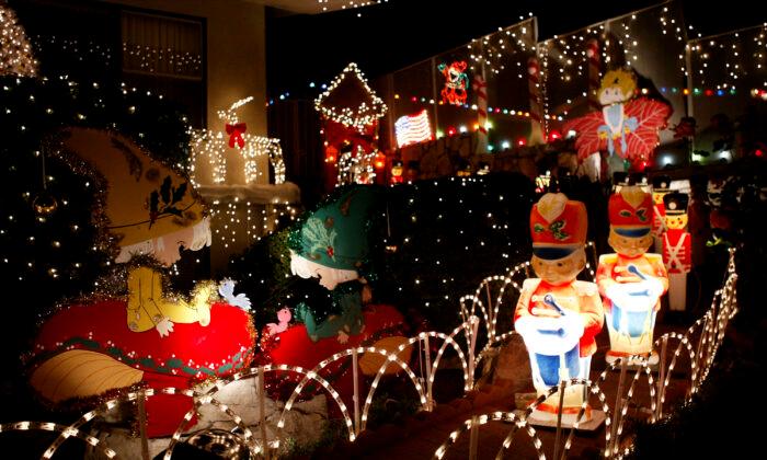 Trump Administration Investigates Ban on Christmas Displays at HUD-Subsidized Complex