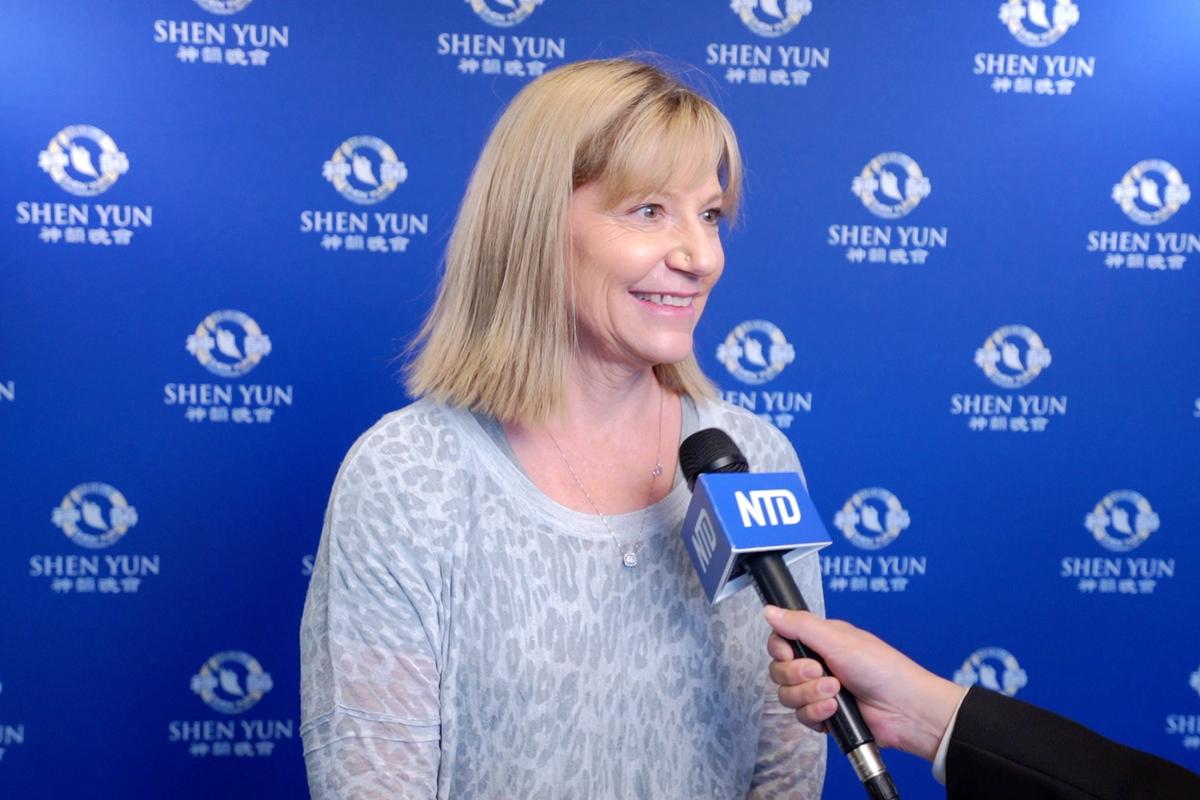 Bank VP: Shen Yun ‘Is Sharing With the World How We Should Be’