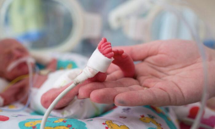 ‘We Were Told to Consider Termination’: World’s Smallest Twins Survive After Premature Birth at 23 Weeks