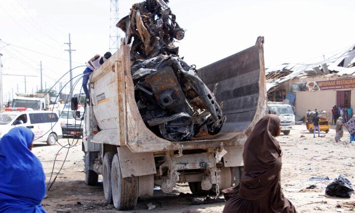 Truck Bomb in Somali Capital Kills at Least 79 at Rush Hour