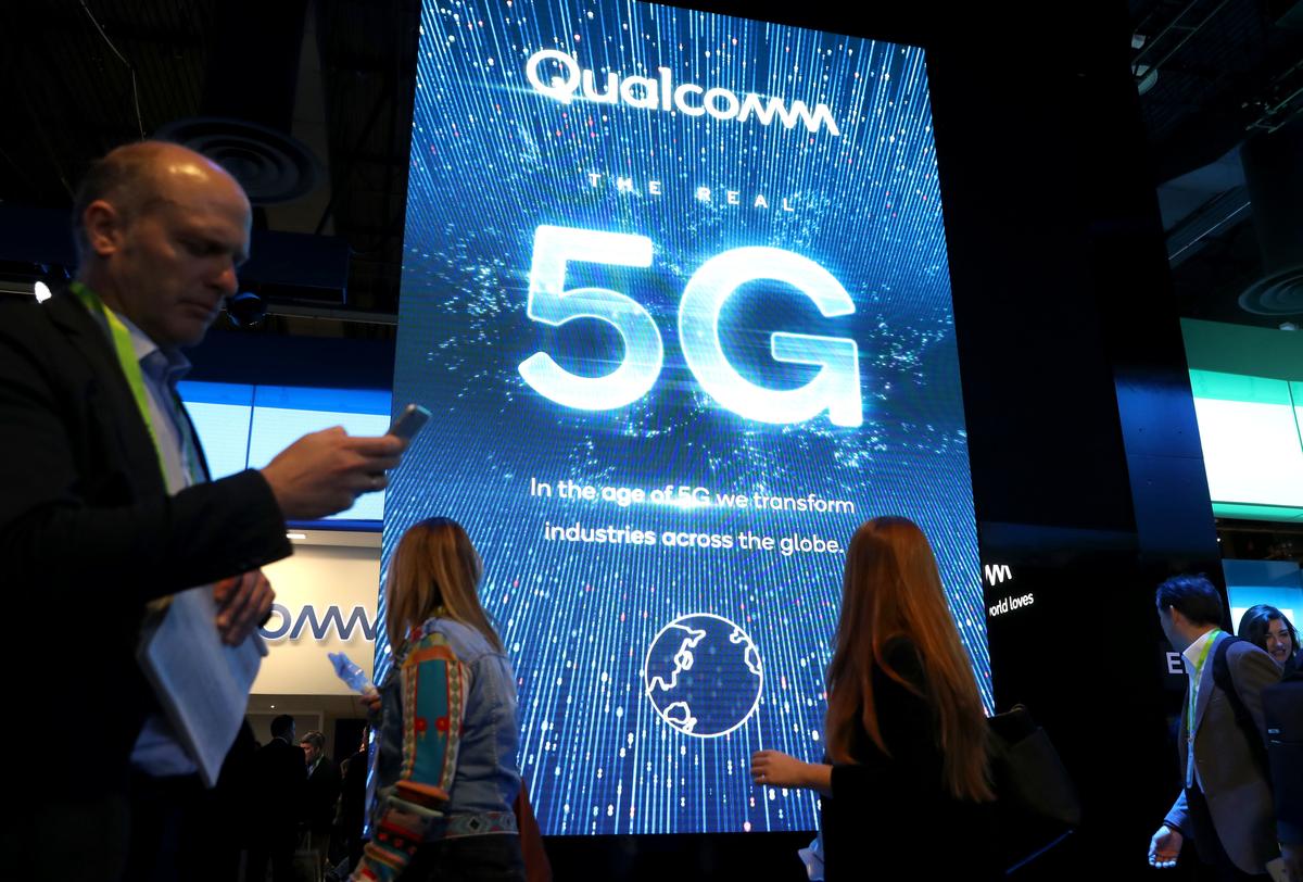 Industry and State Department Battle Over 5G Standards