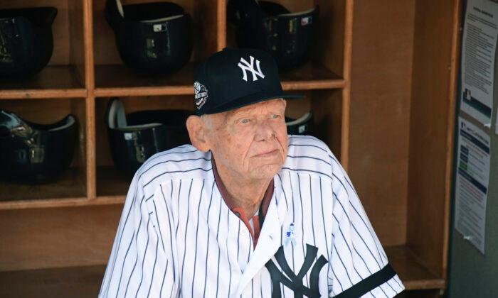 Former Yankees Legend Don Larsen Dies at 90