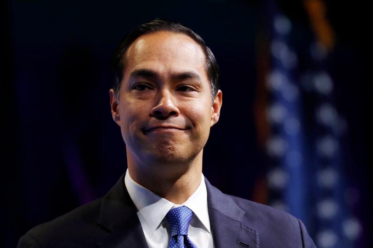 Former Housing and Urban Development Secretary and Democratic presidential candidate Julian Castro speaks at the J Street National Conference in Washington on Oct. 28, 2019. (Jacquelyn Martin/AP Photo)