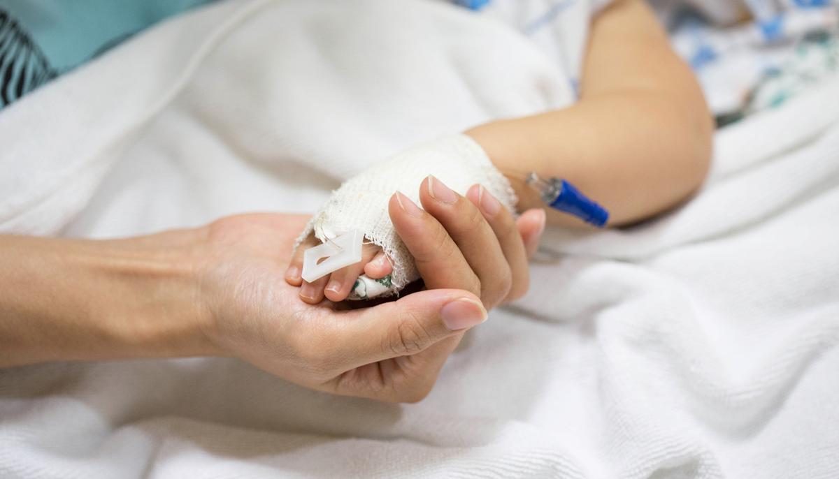 YouTuber Brittani Boren Leach’s Son Passes Away After Christmas, but ‘Fixer Upper’ Joanna Gaines, Celebs Comfort