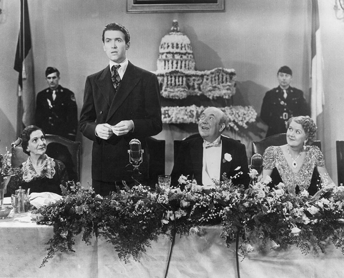 (L–R) Beulah Bondi, James Stewart, Guy Kibbee, and Ruth Donnelly in “Mister Smith Goes to Washington.” (Hulton Archive/gettyimages.com)