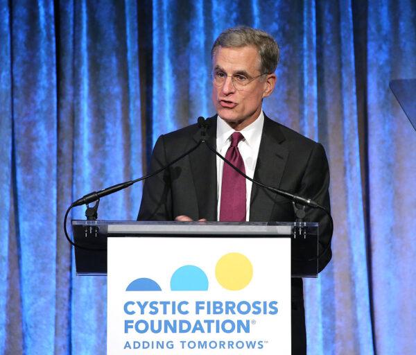 Robert Kaplan speaks on stage at the Cystic Fibrosis Foundation's 60th Anniversary Gala in New York on Nov. 19, 2015. (Neilson Barnard/Getty Images for Cystic Fibrosis Foundation)