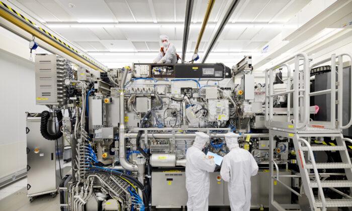 ASML Attempts to Supply Chipmakers With Critical Equipment as Chip Shortage Worsens