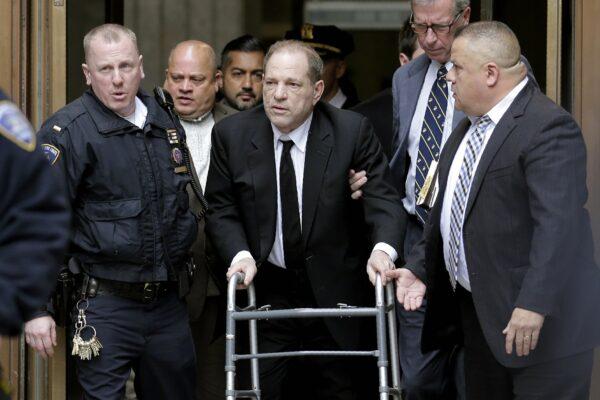 Harvey Weinstein leaves State Supreme Court in New York City, on Jan. 6, 2020. (Seth Wenig/AP Photo)