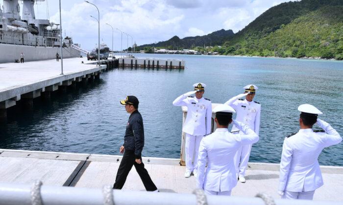 Indonesia’s President Visits Island in Waters Disputed by China