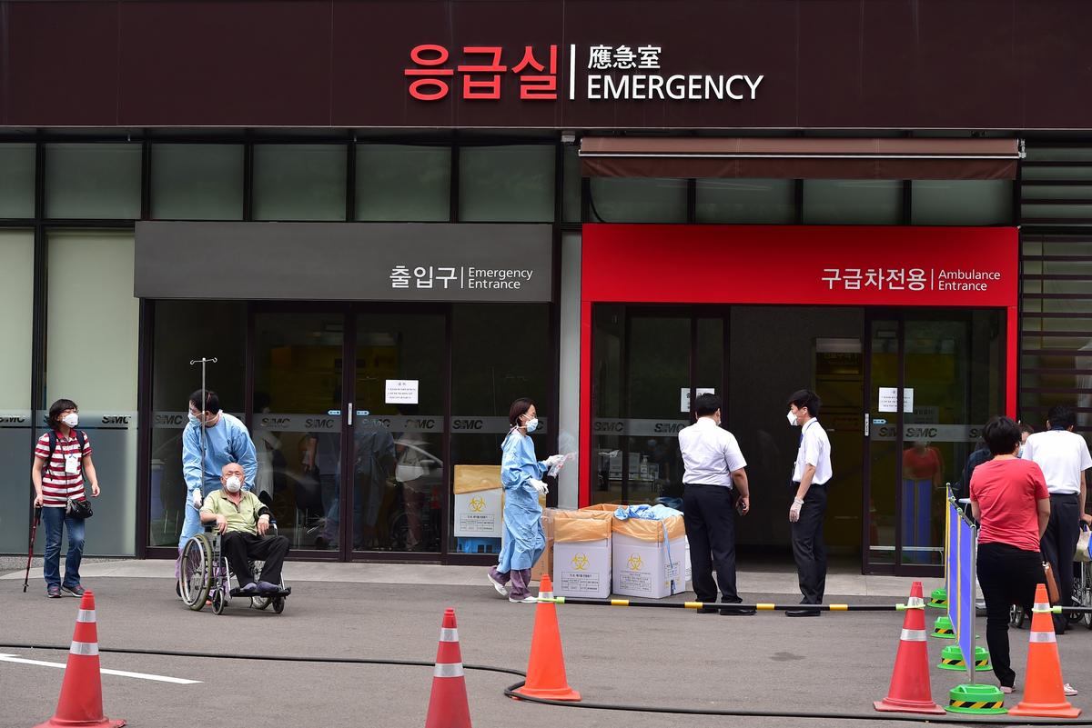 South Korea Reports First Possible Case of Viral Pneumonia That Started in China