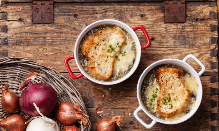 French Onion Soup, an Ode to the Unsung Onion