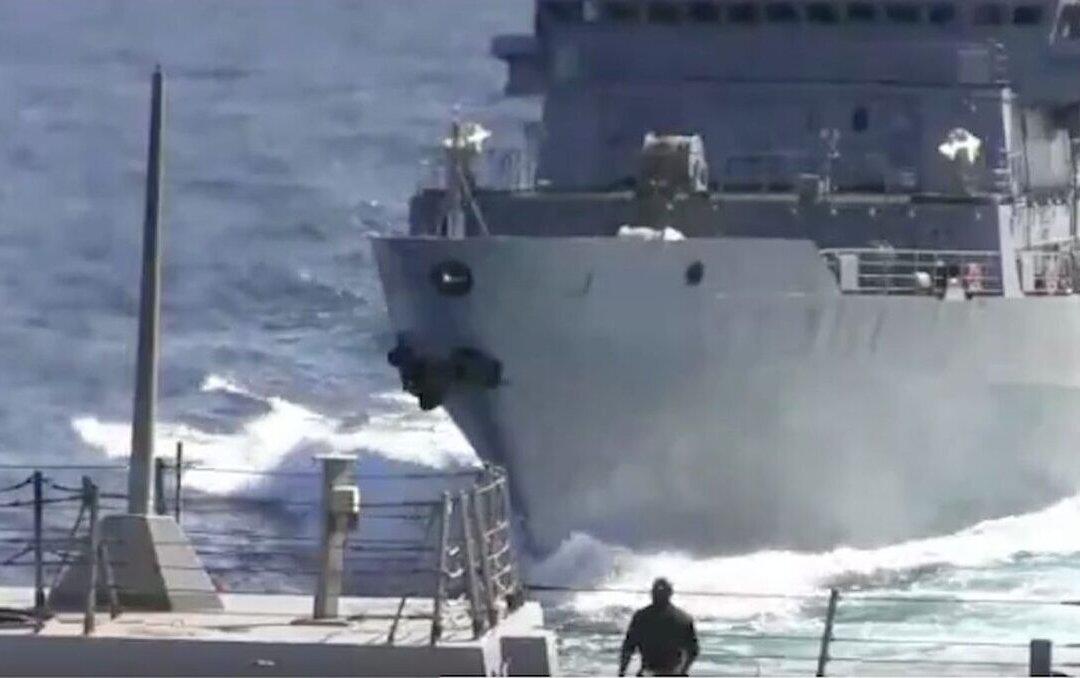 Russian Defense Ministry Denies Warship Aggressively Approached US Navy Ship