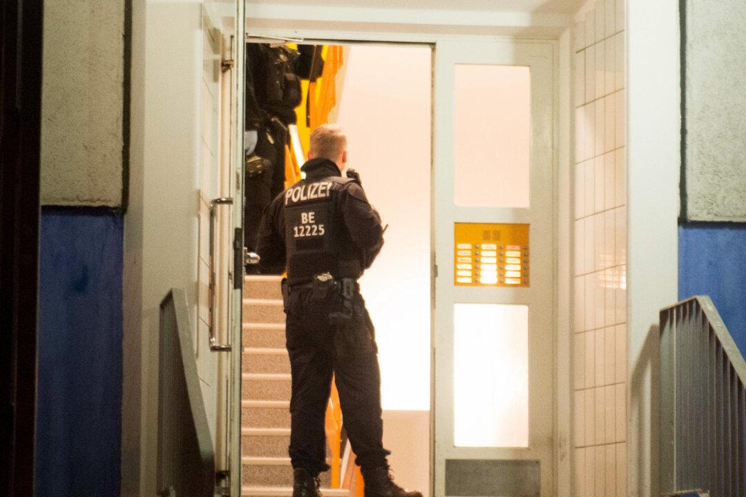 Germany Raids Offices, Homes of Suspected China Spies