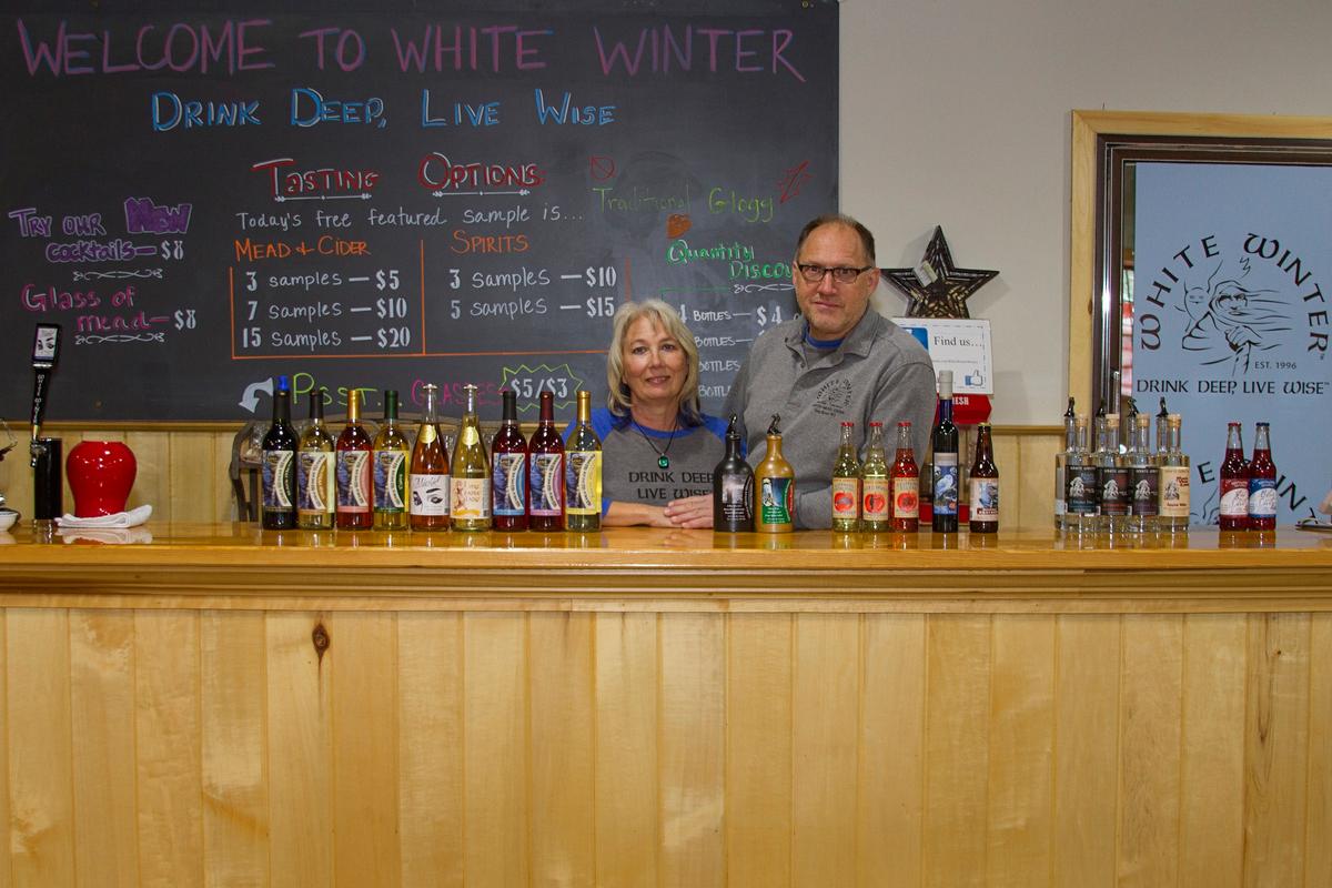 Jon (R) and Kim Hamilton of White Winter Winery. (Courtesy of White Winter Winery)