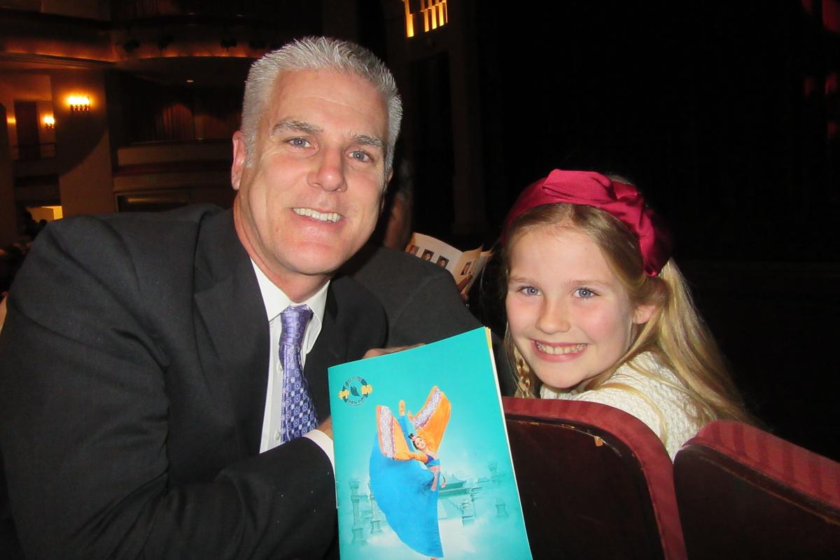 A CEO and His Fourth-Grade Daughter Bond Over Shen Yun
