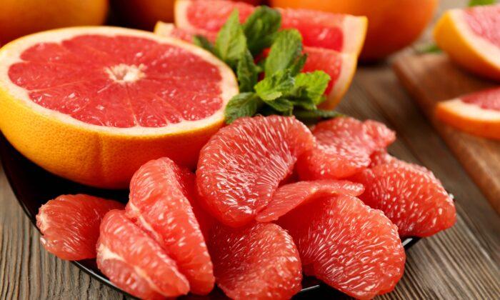 High Blood Pressure? Eat More Grapefruit