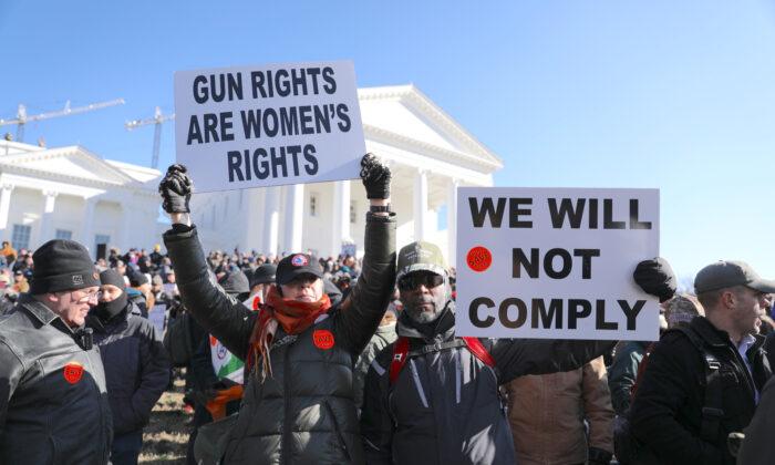 Virginia Gun Rally Ends With One Arrest, Peaceful Demonstrations