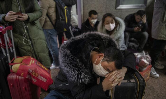 Chinese Viral Outbreak Could Be ‘10 Times the Scale of SARS,' Expert Says