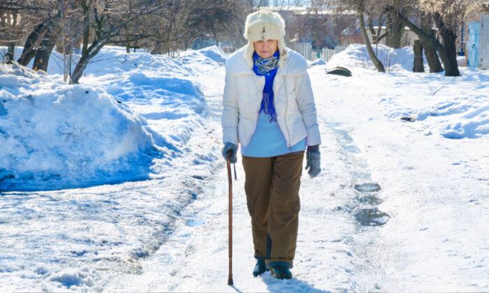 Japanese Invent ‘GPS Shoes’ to Track Elderly Dementia Patients and Save Them From Getting Lost