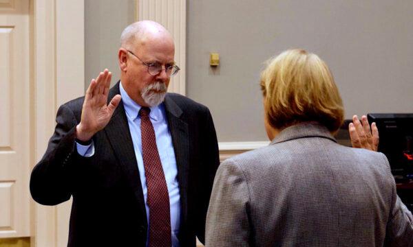 John Durham (L) is sworn in as the U.S. Attorney for the District of Connecticut by Chief U.S. District Judge Janet C. Hall in New Haven, Conn., on Feb. 22, 2018. (Courtesy of the U.S. Attorney's Office for the District of Connecticut)