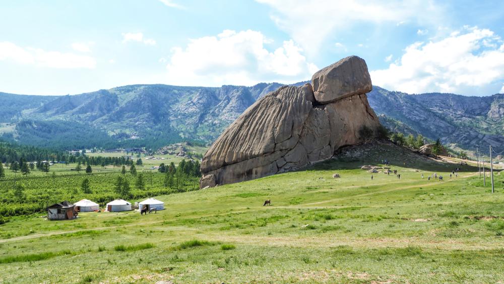 Turtle Rock, Gorkhi Terelj National Park. (wonderlustpicstravel/Shutterstock)