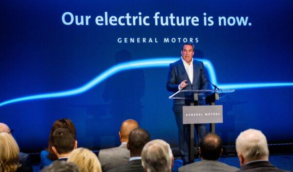 General Motors President Mark Reuss announces a $2.2 billion investment at its Detroit- Hamtramck (MI) assembly plant to produce a variety of all-electric trucks and SUVs. (Steve Fecht for General Motors)